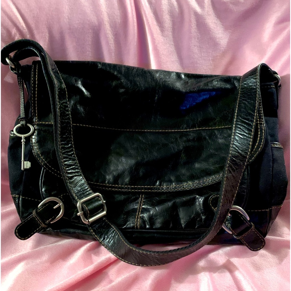 Fossil messenger bag